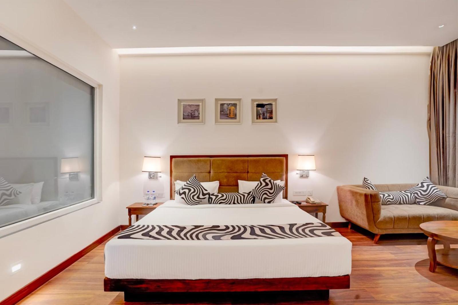 Tark Plaza A Family Near Igi Airport Delhi Hotel New Delhi